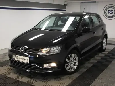 Gebraucht VW Polo Highline 90 PS (66 kW) 2015 Schwarz Limousine