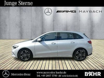 Gebraucht Mercedes B200 150 PS (110 kW) 2023 Van / Kleinbus