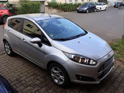 Gebraucht Ford Fiesta SYNC Edition 80 PS (58 kW) 2014 Grau Kleinwagen