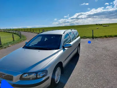 Gebraucht Volvo V70 156 PS (114 kW) 2002 Silber Kombi