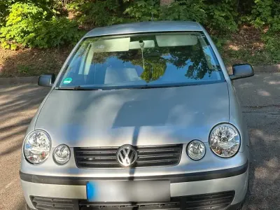 Gebraucht VW Polo 64 PS (47 kW) 2002 Silber Kleinwagen