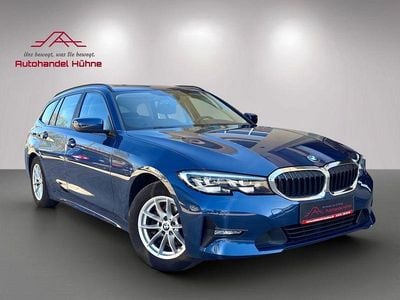 Second-hand BMW 318 150 CP (110 kW) 2022 Albastru Berlinǎ