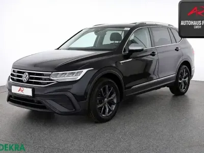 Gebraucht VW Tiguan Allspace 150 PS (110 kW) 2022 Schwarz SUV