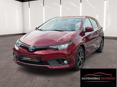 Gebraucht Toyota Auris Hybrid Team 99 PS (72 kW) 2018 Rot Limousine