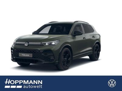 Cipressinogrün metallic Neu 2025 VW Tiguan R-line SUV | 64.590 €