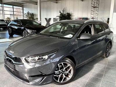 Neu Kia Ceed Sportswagon Spirit 140 PS (102 kW) 2025 Dark penta Kombi