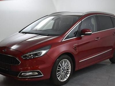 Rot Gebraucht 2017 Ford S-MAX Vignale Van / Kleinbus | 16.500 € (Fairer Preis)