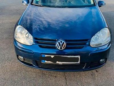 Usata VW Golf V 102 CV (75 kW) 2007 Blu Berlina