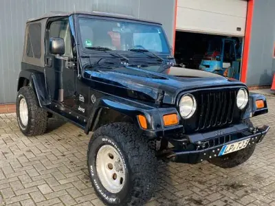Brugt Jeep Wrangler Sahara 177 HK (130 kW) 2002 Sort SUV