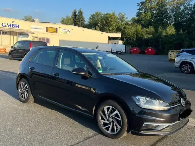 Gebraucht VW Golf VII Edition 116 PS (85 kW) 2017 Schwarz Limousine