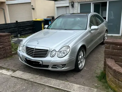 Gebraucht Mercedes E240 177 PS (130 kW) 2002 Silber Limousine