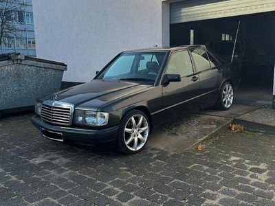 Schwarz Gebraucht 1988 Mercedes 190 Sportline Limousine | 11.250 €