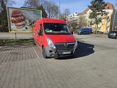 Second-hand Opel Movano 121 CP (88 kW) 2010 Roșu Monovolum