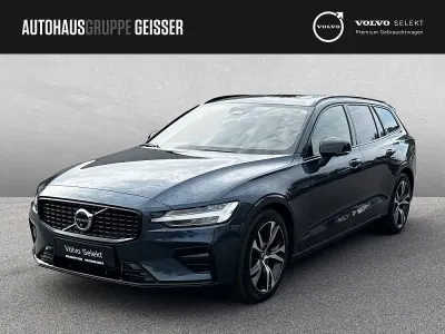 Gebraucht Volvo V60 145 PS (106 kW) 2025 Kombi