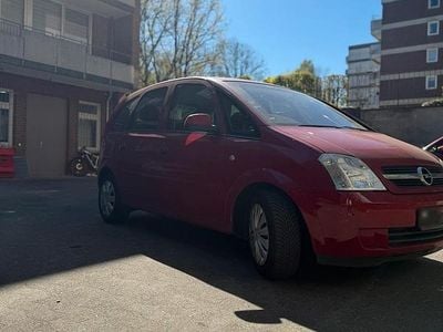 Usata Opel Meriva 90 CV (66 kW) 2005 Rosso Monovolume