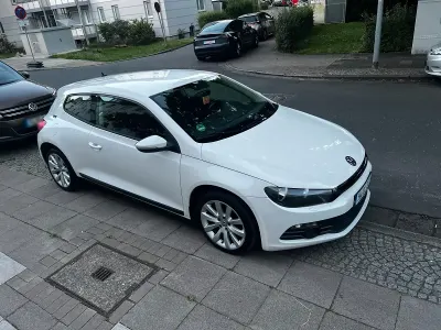Gebraucht VW Scirocco 122 PS (89 kW) 2009 Weiß Coupé