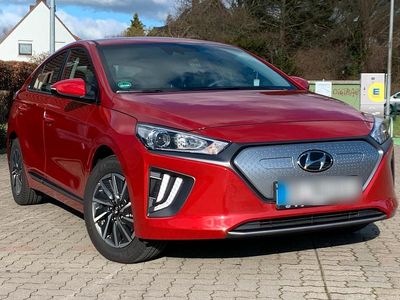Rot Gebraucht 2022 Hyundai Ioniq Style Kleinwagen | 18.750 € (Fairer Preis)