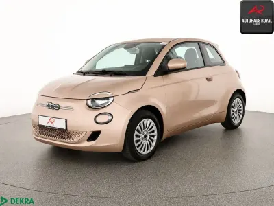 Gebraucht Fiat 500e 86 kW (118 PS) 2023 Colore esterno (rose gold) Limousine