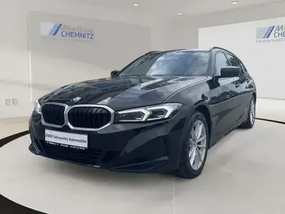 Gebraucht BMW 318 Shadowline 156 PS (114 kW) 2024 Saphirschwarz Kombi