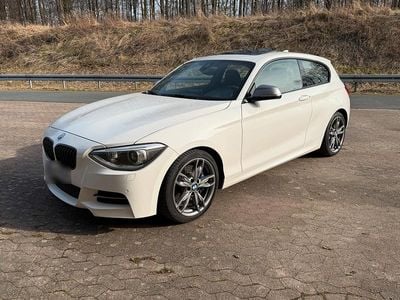 Gebraucht BMW M135 Advantage 320 PS (235 kW) 2014 Weiß Kleinwagen