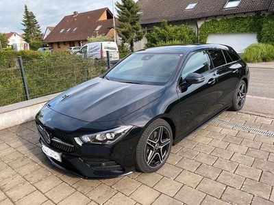 Schwarz Gebraucht 2019 Mercedes CLA220 Shooting Brake Kombi | 25.500 € (Fairer Preis)