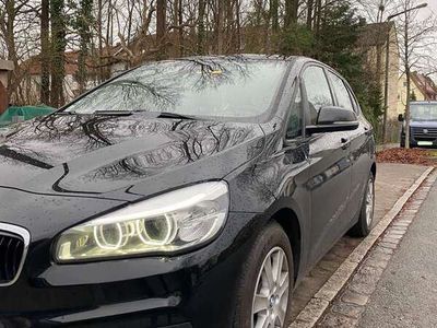 gebraucht BMW 218 218 i Active Tourer/AHK/8fach/LED/Navi/selbst.Park