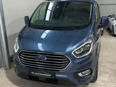 Gebraucht Ford Transit Titanium X 185 PS (136 kW) 2020 Blau Kombi
