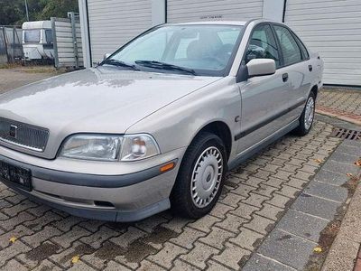 Volvo S40