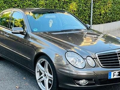 Mercedes E280
