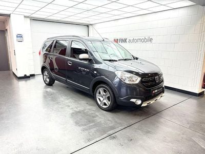 Grau Gebraucht 2018 Dacia Lodgy Stepway Van / Kleinbus | 5.900 € (Superpreis)