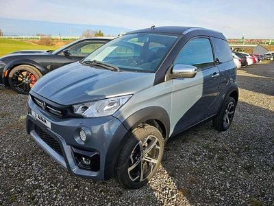 Neu Aixam e-Crossover 2025 Titan metallic Coupé