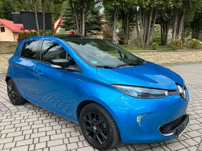 Używany Renault Zoe Life 80 kW (109 KM) 2019 Niebieski Hatchback