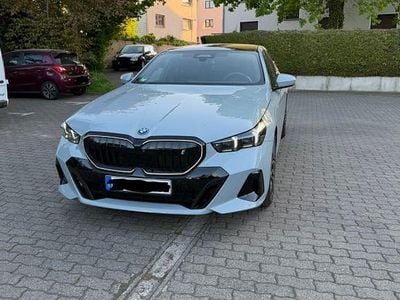 Gebraucht BMW i5 M Sport 250 kW (340 PS) 2023 Grau Limousine