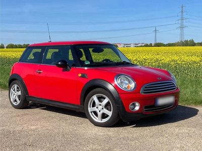Second-hand Mini ONE 95 CP (69 kW) 2008 Roșu Hatchback