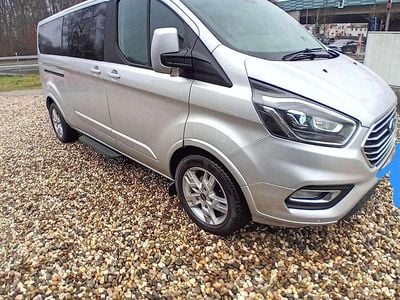 Gebraucht Ford Tourneo Titanium 170 PS (125 kW) 2019 Van / Kleinbus