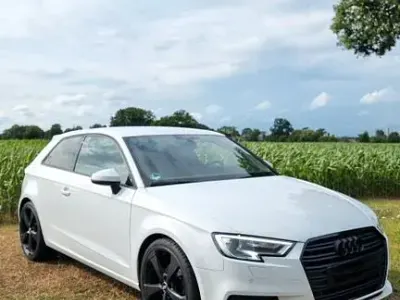 Gebraucht Audi A3 Sport 150 PS (110 kW) 2017 Weiß Limousine