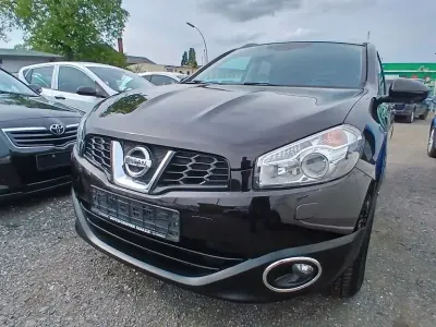 Gebraucht Nissan Qashqai Tekna 141 PS (103 kW) 2012 Schwarz SUV