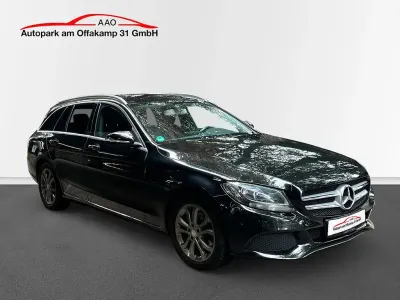 Gebraucht Mercedes C200 136 PS (100 kW) 2015 Schwarz Limousine