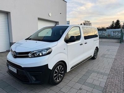 Gebraucht Toyota Proace 120 PS (88 kW) 2018 Weiß Van / Kleinbus