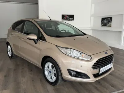 Używany Ford Fiesta Cool & Sound Edition 101 KM (74 kW) 2017 Beżowy Hatchback