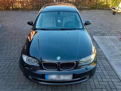 Gebraucht BMW 118 142 PS (104 kW) 2008 Schwarz Kleinwagen