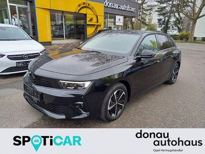 Second-hand Opel Astra 131 CP (96 kW) 2024 Negru Berlinǎ