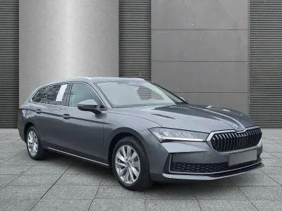 Nowe Skoda Superb Selection 150 KM (110 kW) 2025 Szary Kombi