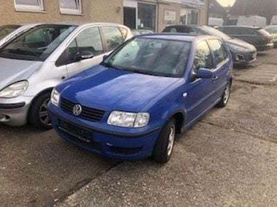 Gebraucht VW Polo Comfortline 60 PS (44 kW) 2001 Blau Limousine