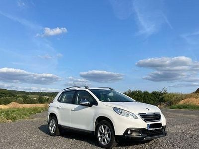 Gebraucht Peugeot 2008 Allure 110 PS (80 kW) 2016 Weiß SUV