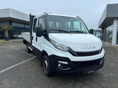 Weiß Gebraucht 2016 Iveco Daily Limousine | 16.541 € (Fairer Preis)