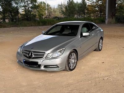 Mercedes E220