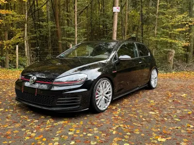Gebraucht VW Golf VII GTI 230 PS (169 kW) 2015 Schwarz Kleinwagen