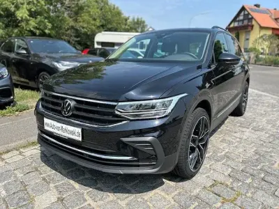 Gebraucht VW Tiguan Life 190 PS (139 kW) 2024 Schwarz SUV