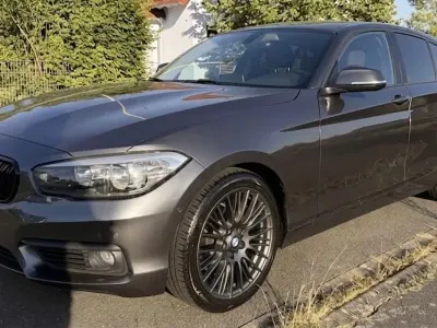 Gebraucht BMW 118 Advantage 150 PS (110 kW) 2018 Grau Kleinwagen